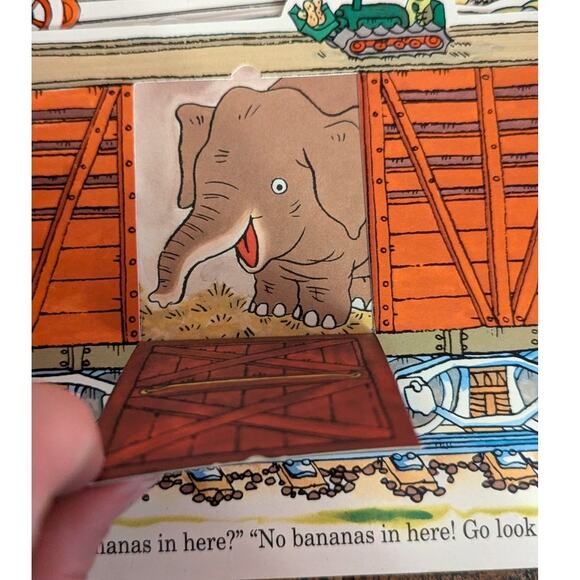 Richard Scarry's Longest Book Ever!:  8 Feet of Lift-the-Flap Fun!  1995 - Picture 6 of 8